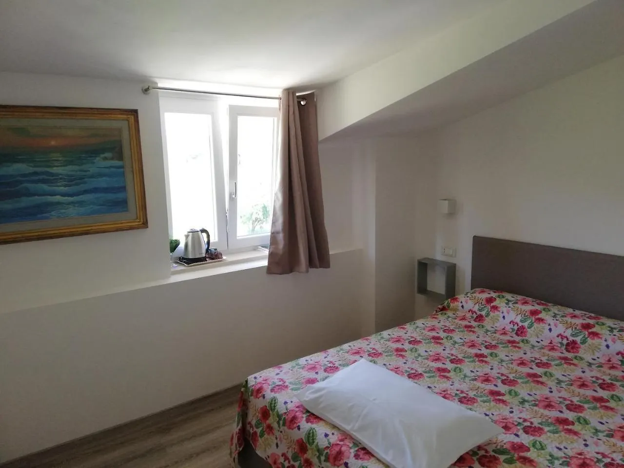 B&B Molinari Lonato 0*,